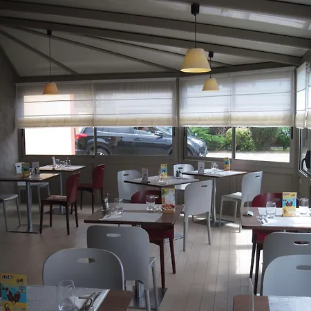 Campanile Epernay - 51530 3* Dizy