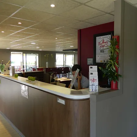 Campanile Epernay - 51530 3* Dizy