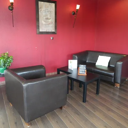 فندق Campanile Epernay - 51530