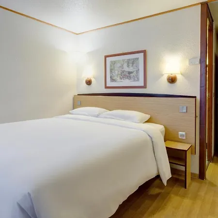 Campanile Epernay - 51530 Ξενοδοχείο Dizy