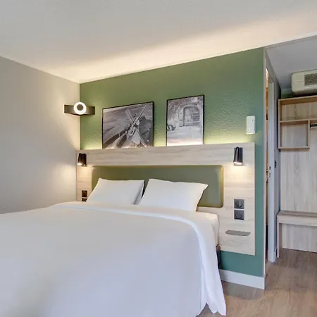 Ξενοδοχείο Campanile Epernay - 51530 3*