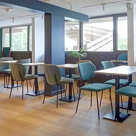 Ξενοδοχείο Campanile Epernay - 51530 Dizy