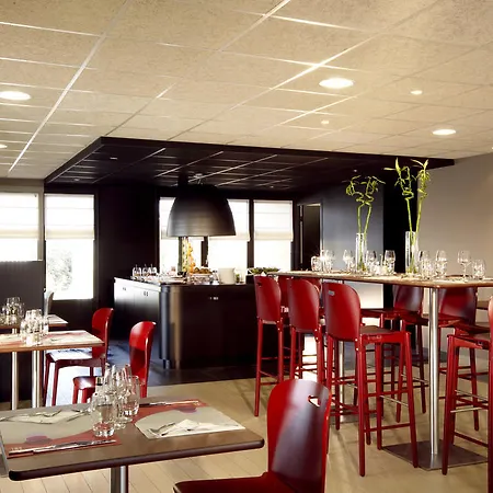 Campanile Epernay - 51530 3*