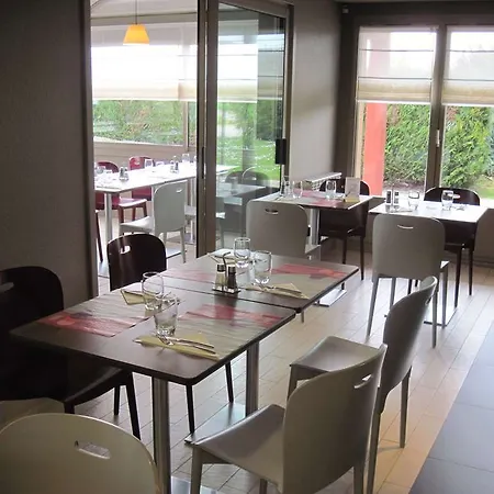 فندق Campanile Epernay - 51530 Dizy