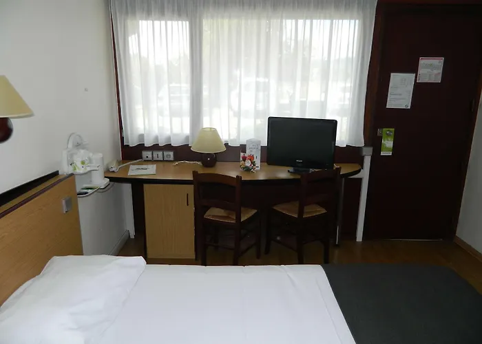 Campanile Epernay - 51530