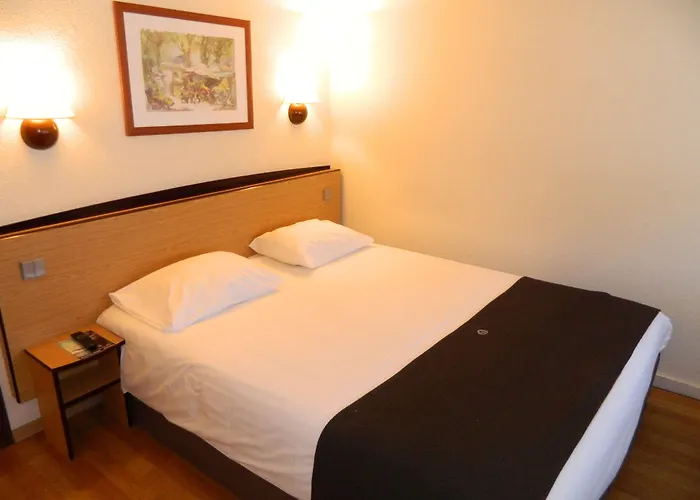 Campanile Epernay - 51530