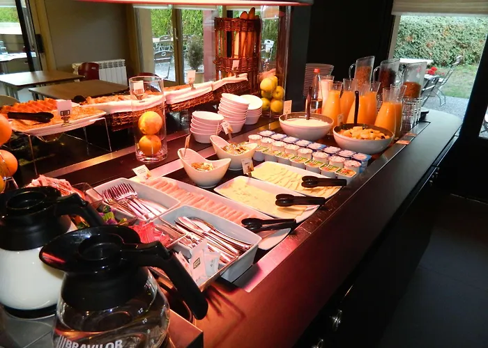 Campanile Epernay - 51530 3*